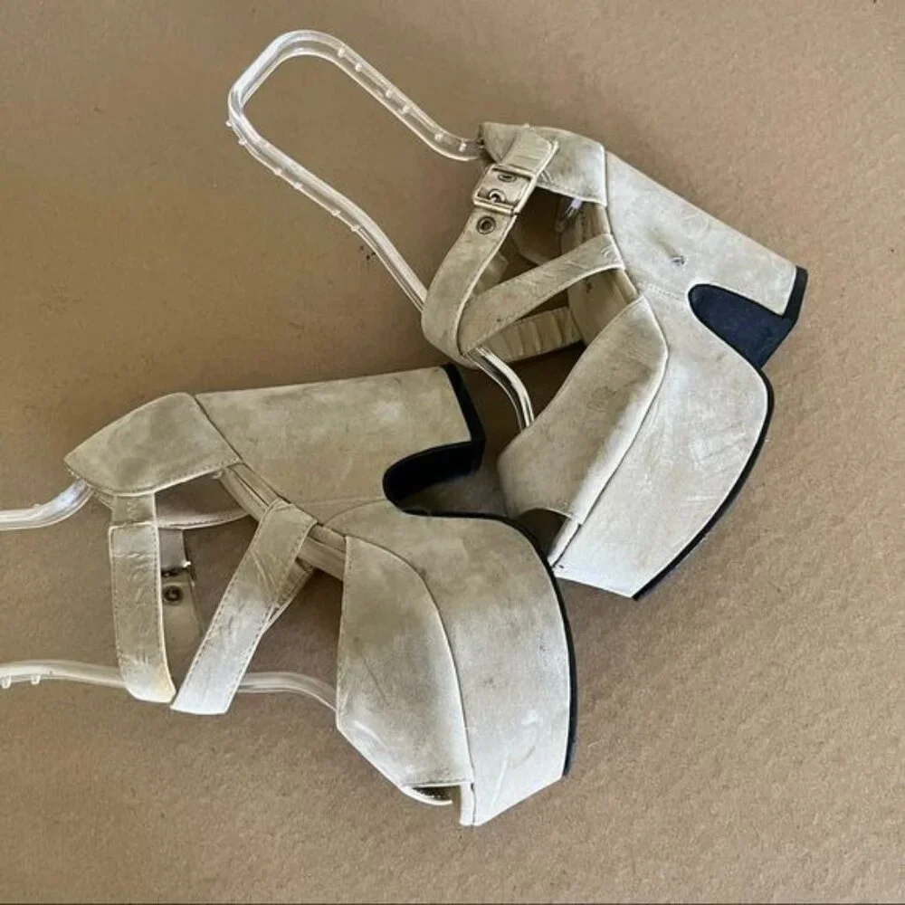 DOLLS KILL Koi Couture Platform Sandal - Picture 3 of 11